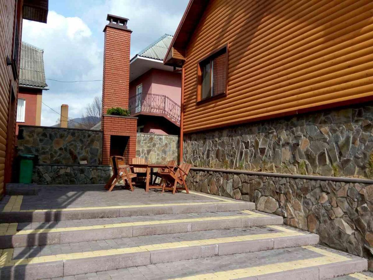 Mini Hotel Solnce Karpat โปลยานา ภายนอก รูปภาพ