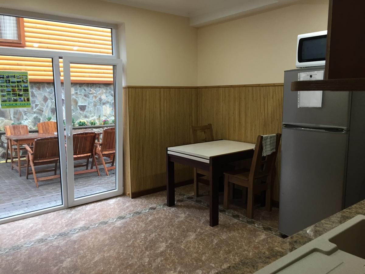 Mini Hotel Solnce Karpat โปลยานา ภายนอก รูปภาพ